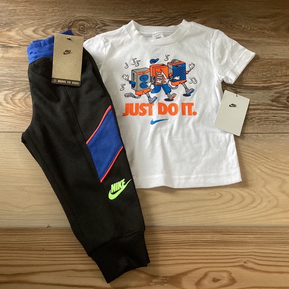 Nike toddler boys tee & jogger outfit size 2T(NWT)~PRICE IS FIRM~